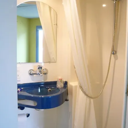 Hotel Fasthotel Geneve *