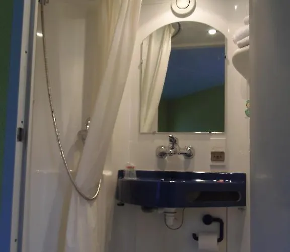 Hotel Fasthotel Geneve Gex
